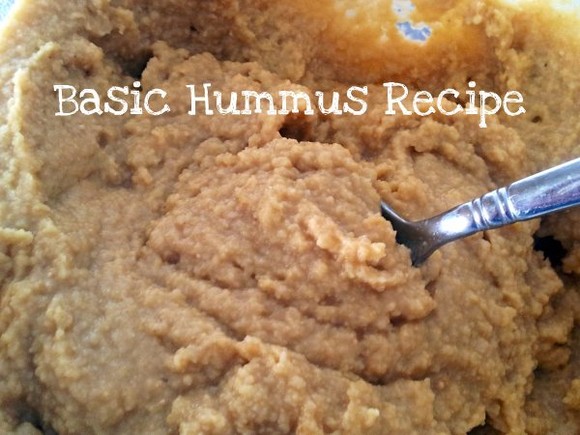 Easy Basic Hummus recipe by Mom Always Finds Out