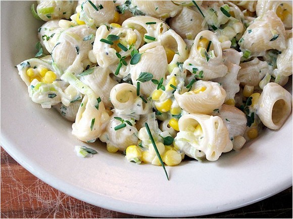 Pasta with Corn and Goat Cheese recipe