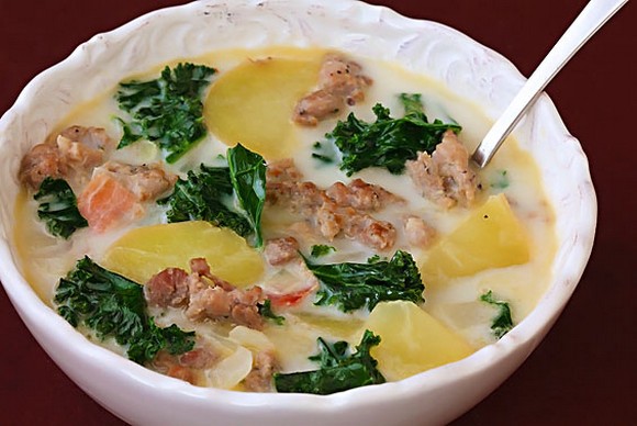 Zuppa Toscana (a la Olive Garden) recipe by Gimme Some Oven