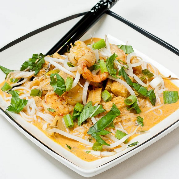 Panang Curry Paste Stir Fry with Shrimp and Baby Corn recipe by Avocado Pesto