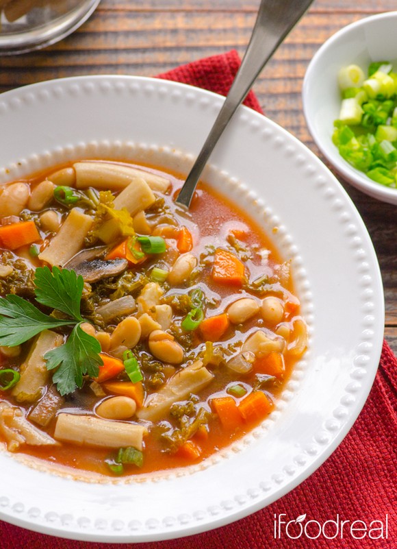 Crockpot Pasta e Fagioli Soup with Kale recipe photo