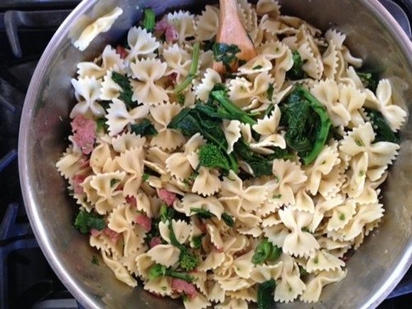 One-Pot Pasta With Broccoli Rabe and Bacon recipe photo
