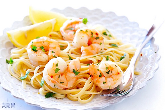 15-Minute Skinny Shrimp Scampi recipe photo