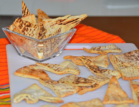 Easy Homemade Baked Pita Chips