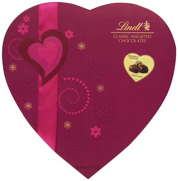 Lindt Chocolate Valentine Classic Chocolate Pralines Romance Heart, 9.8 Ounce
