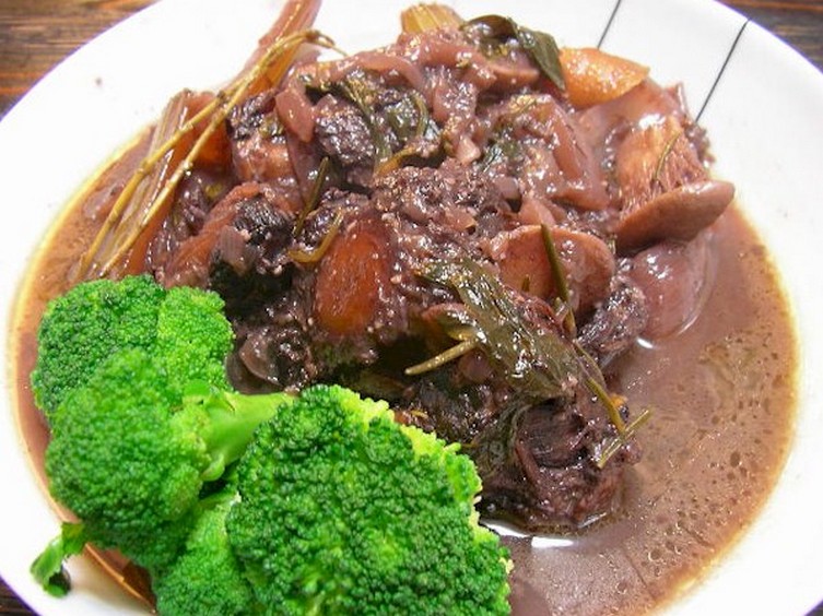Slow Cooked Oxtail Stew