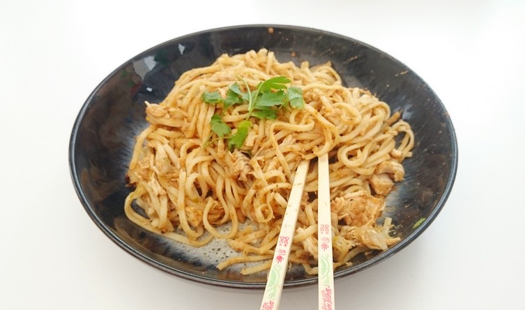 Slow Cooker Chinese Chicken Noodles