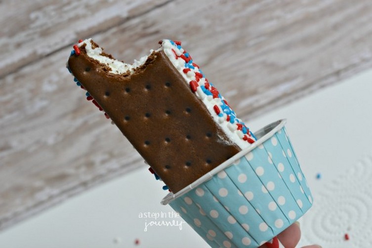 Easiest 4th of July Dessert Ever
