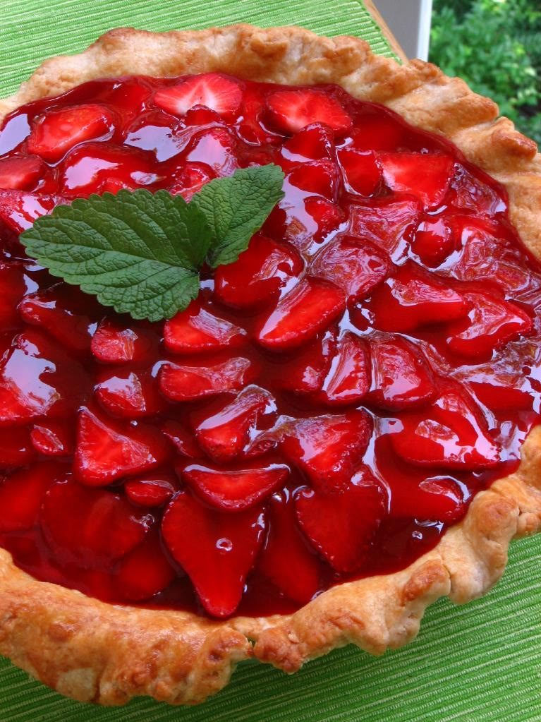 http://willowbirdbaking.com/2011/05/24/freshly-picked-strawberry-cream-pie/
