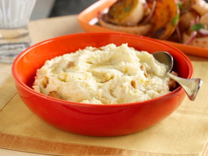 The Definitive Mashed Potato with Roasted Garlic Recipe