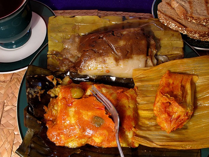 Guatemala - Tamales Colorados, Negros - Chuchitos Recipe