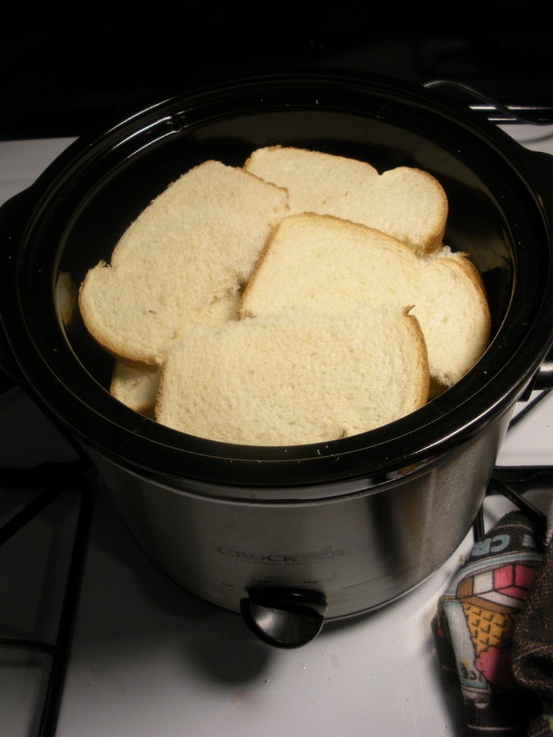 Make bulk French toast in the Crock-Pot for brunch