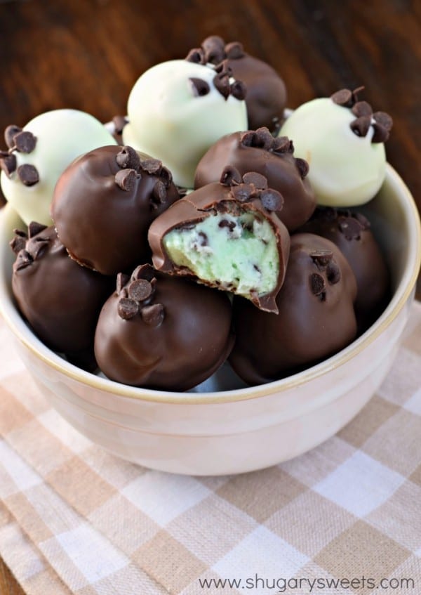 http://www.shugarysweets.com/2016/03/mint-chocolate-chip-truffles