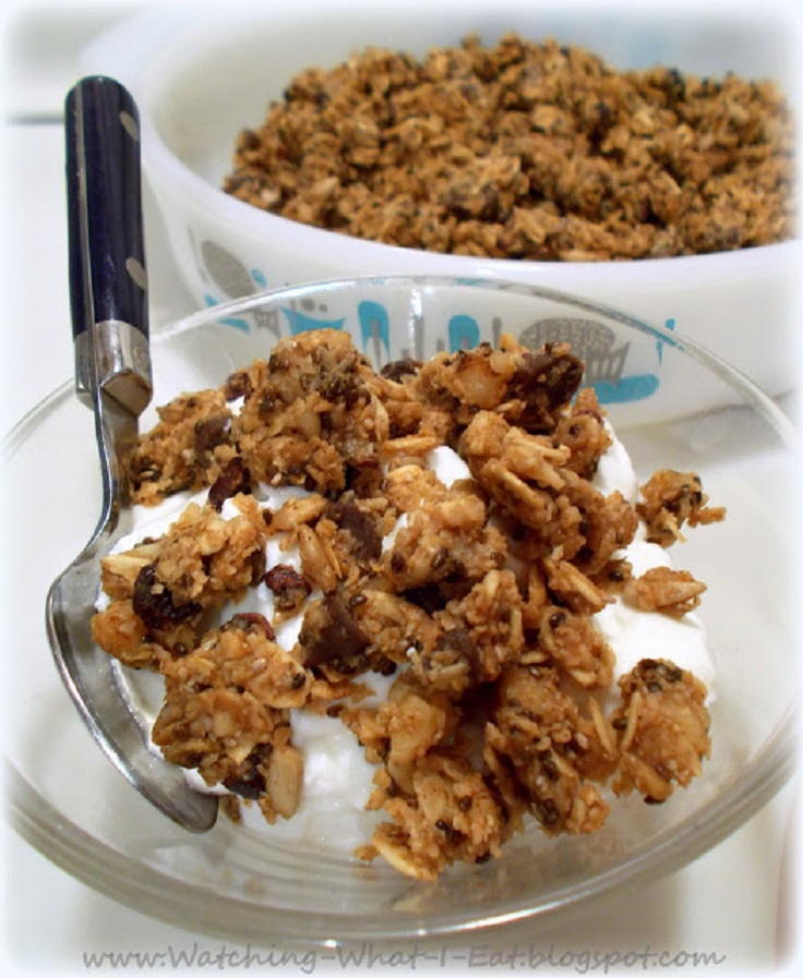 No-Bake Maple-Nut Granola Topping Recipe