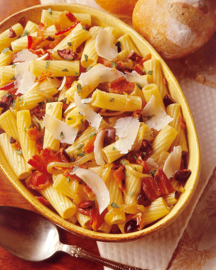 Rigatoni with Olives and Bacon recipe