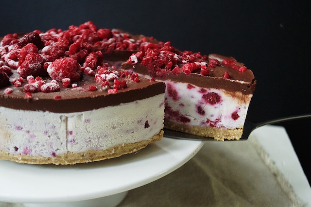 http://www.lifeofgoodness.com.au/raw-raspberry-chocolate-cheesecake/