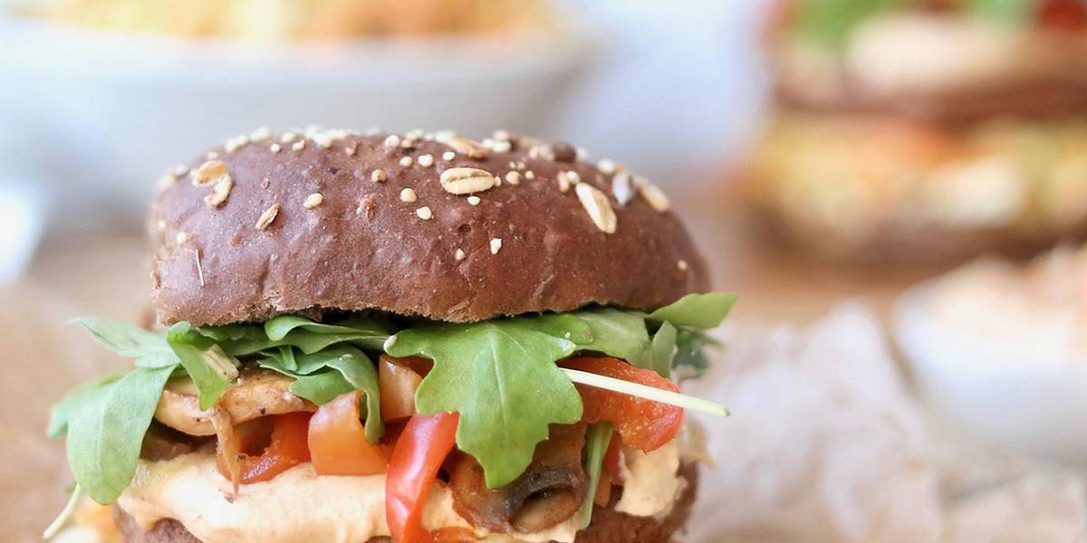 The ULTIMATE List of the Best Bean Burger Recipes on the Internet (170+ recipes!)