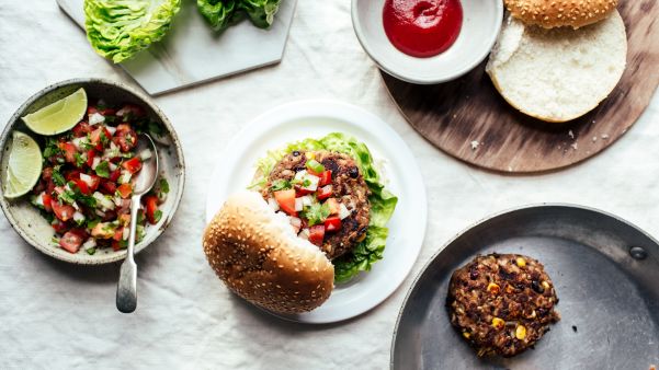 The ULTIMATE List of the Best Bean Burger Recipes on the Internet (170+ recipes!)