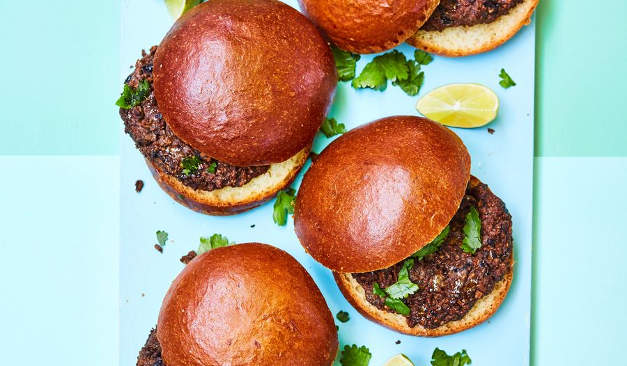 The ULTIMATE List of the Best Bean Burger Recipes on the Internet (170+ recipes!)