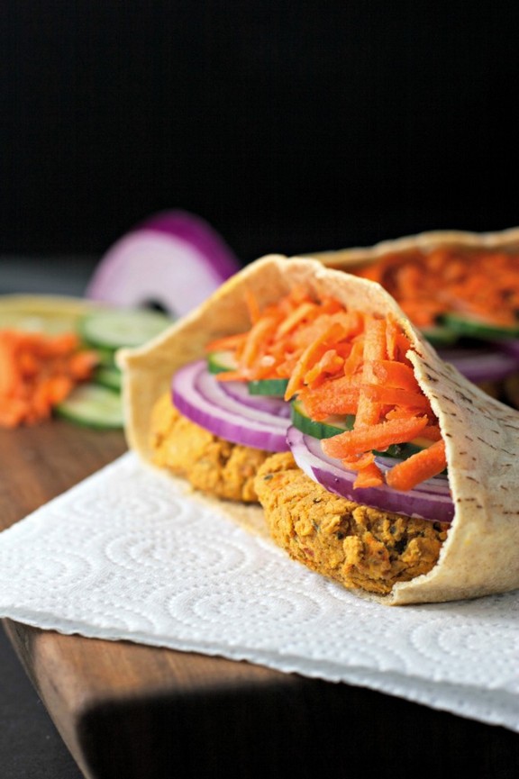 Best 20 recipes from Google Plus (July 18, 2014) - Gluten-Free, Vegan Smokey Falafel Burgers