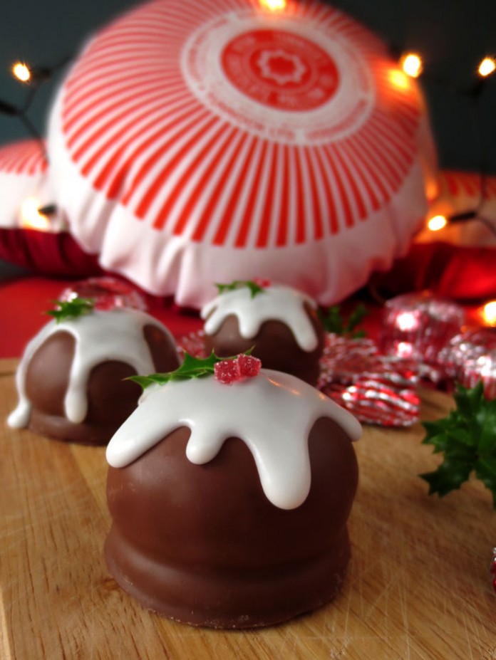 Teacake Christmas Puddings by Nikki McWilliams – The Food