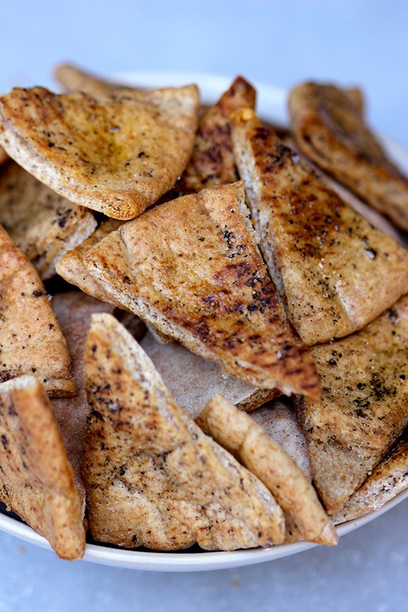 35 of the Best Baked Pita Chips Recipes on the Internet - Easy Whole-Grain Pita Chips